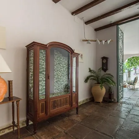 Patio Márquez Alojamento de Acomodação e Pequeno-almoço *
